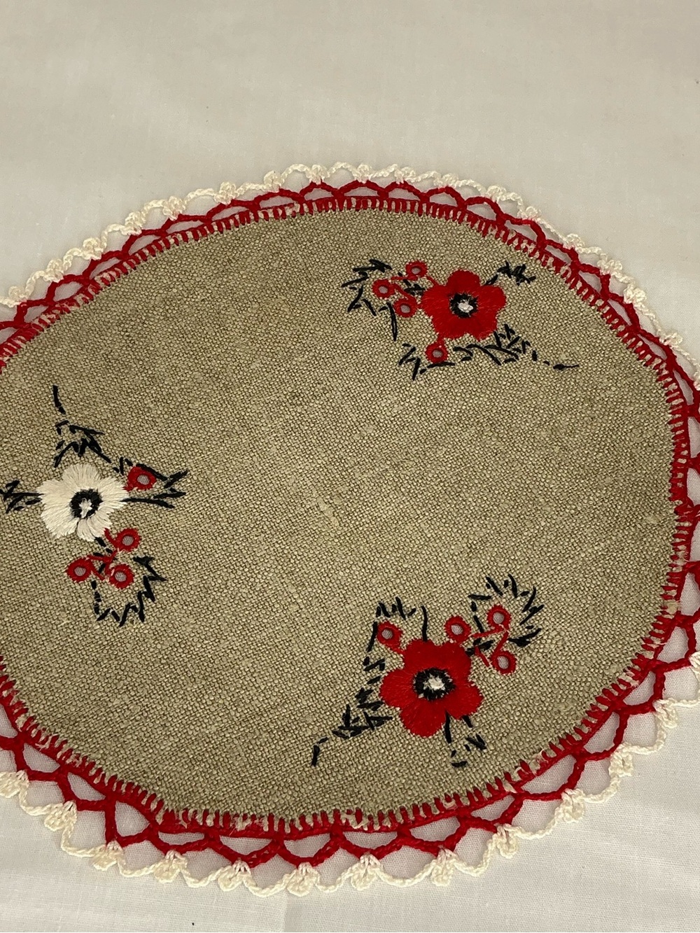 2037 - Handcrafted Red and Cream Floral Embroidered Round Doily
